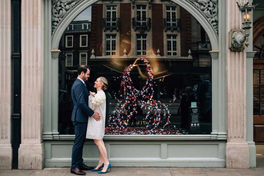 relaxed modern wedding photography